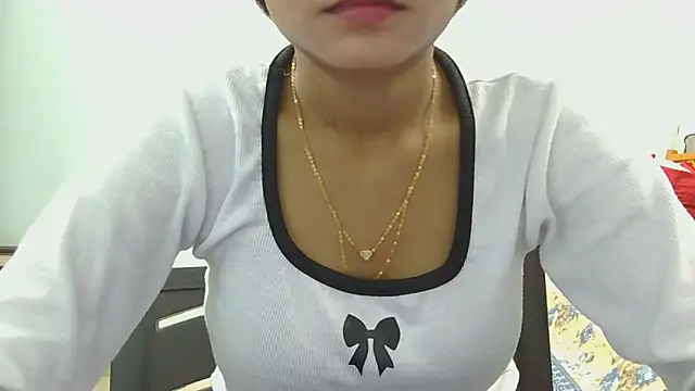 Aarti_misty71 webcam