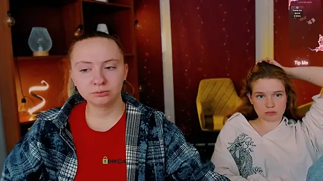 mila_glow1 live sex cam