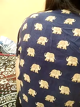 Webcam Model (Rising_Queen)  is live.Free join now!