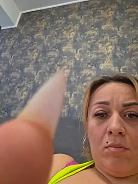 RuxyHuge42ETT webcam