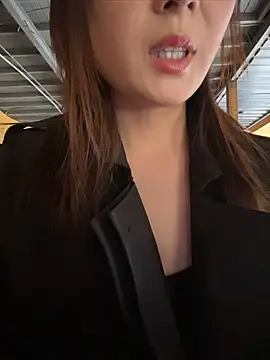 美女Lola666999在线直播