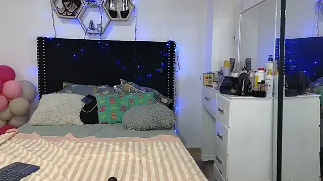 charlotte_077 webcam