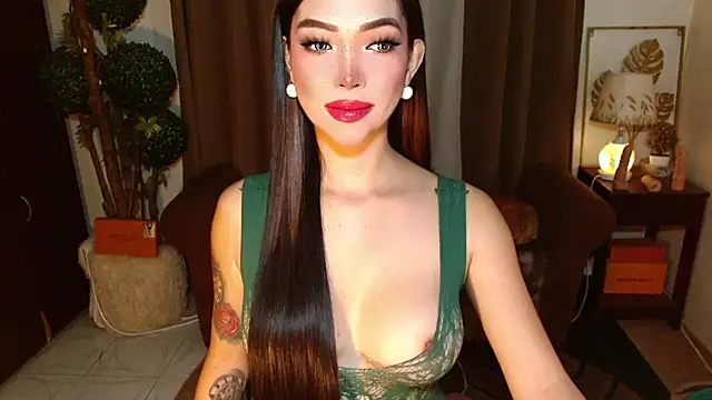 MouthWatering_Ayesha webcam