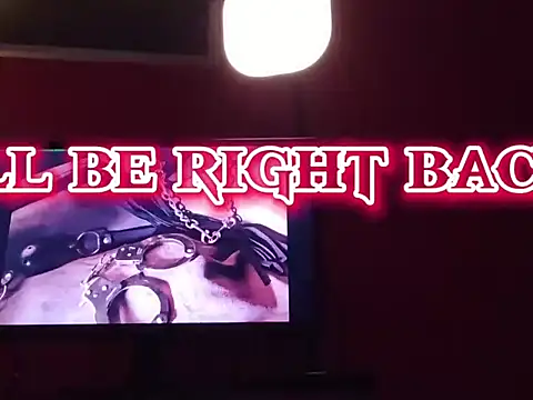 _MissJaneWarren_ webcam