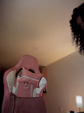  bella__honey chat room