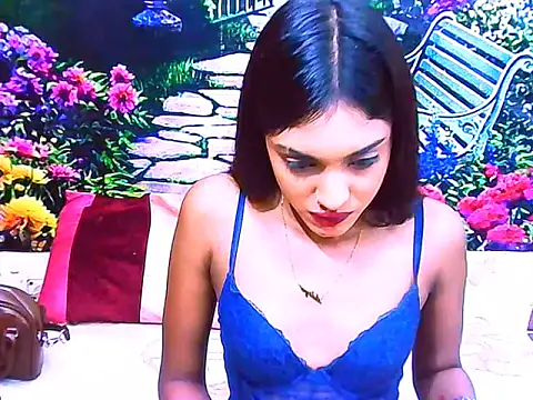 IndianPretty14u2Luv webcam