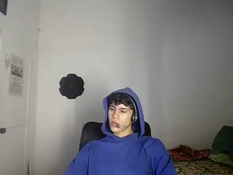 StiffyWonder420 webcam