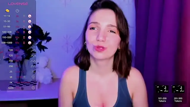 KindHazelHere_ webcam