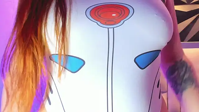 megan_whitee__ webcam