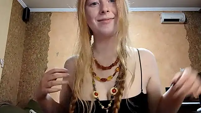 KateVibe_01 webcam