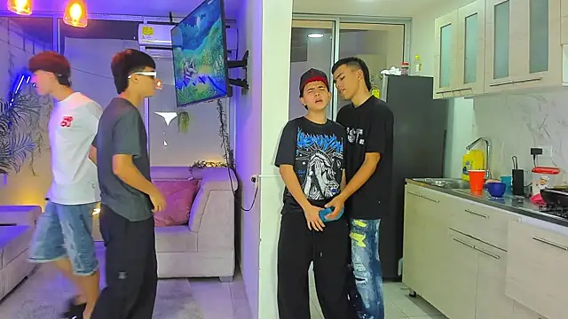 Houseofwarrios webcam