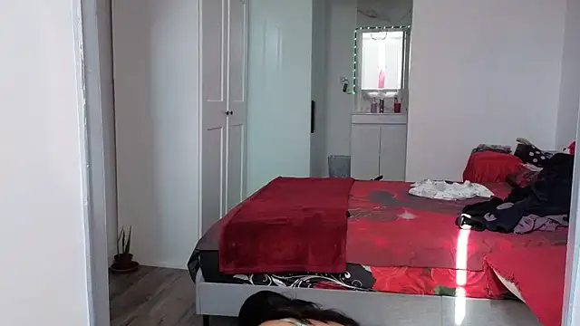 HotSpicyGujju webcam