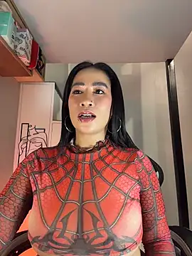 AsianMilfSheryl webcam