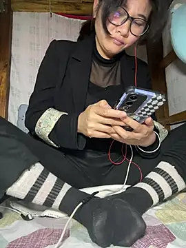 daaqnn (F milf) - 小粉塞屁眼。