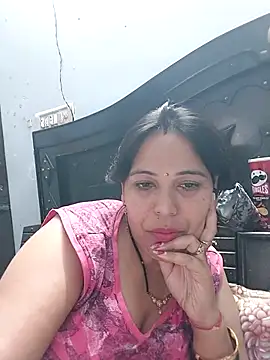 Poojabhabi101 webcam