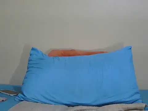 LICKABLETASH98 webcam