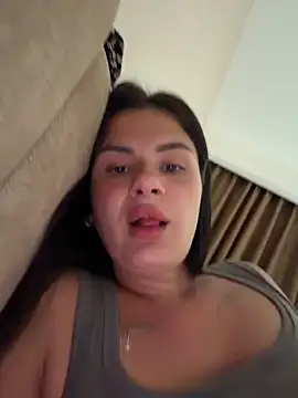 MiraReach live sex cam