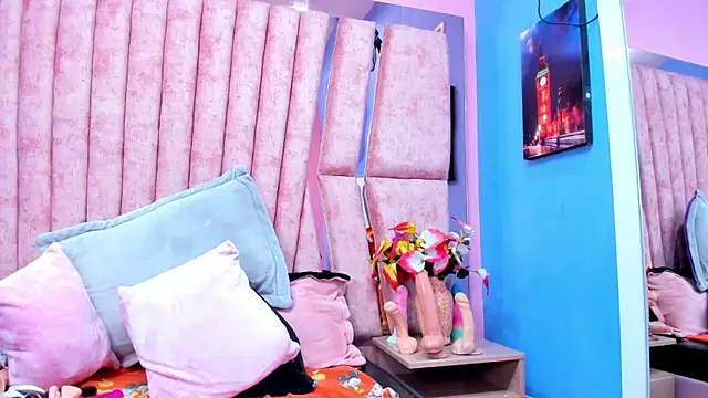 HornySkinny26 webcam