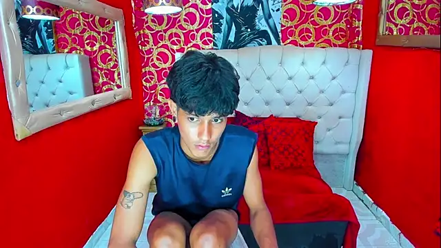 straightyoungpein webcam