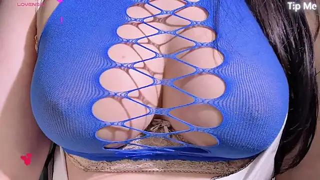 美女donghuangtaiyi---在线直播