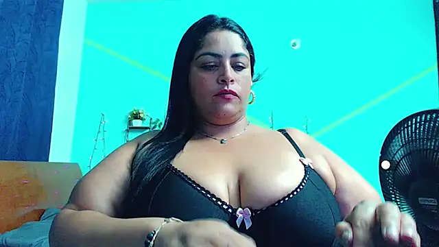 NickyRibeiro webcam