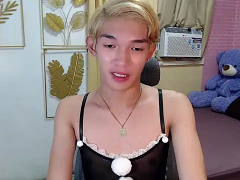 urasian_john18 webcam