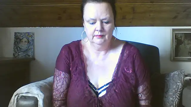 TiffanyMature webcam