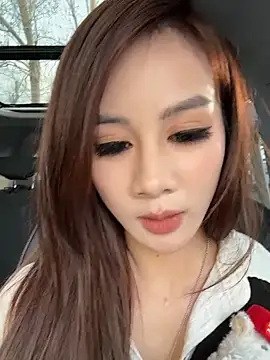 美女AAi-0329在线直播