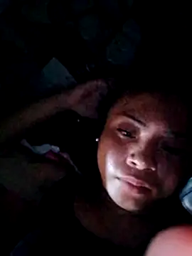 YourHotMenxie18 webcam