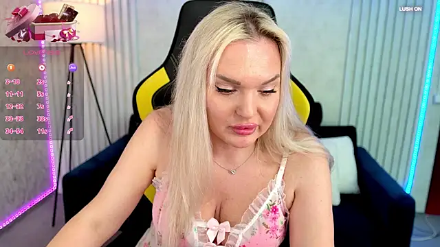 MissyMartinez webcam