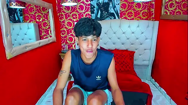 straightyoungpein webcam