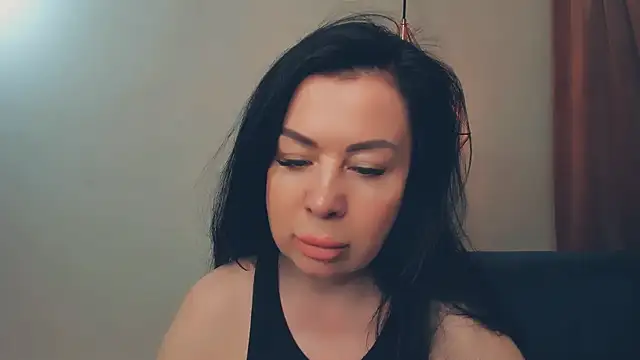 BrilliantGirll webcam