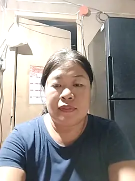 Lovelywoman43 webcam