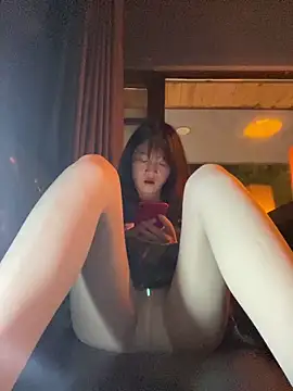 littleqiu live sex cam