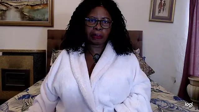 OmegaLipps live sex cam