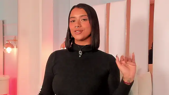 regina_noctixx (F teen) - dildo glass in my ass