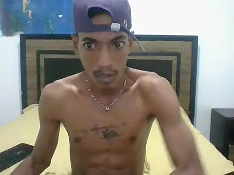 albertbigcock - AlbertBigCock's free webcam - UK Sex Cams