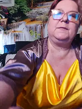 queenpammy1 - QueenPammy1's free webcam - UK Sex Cams