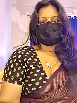 noty_girl2 (F milf) - Boobs oilling