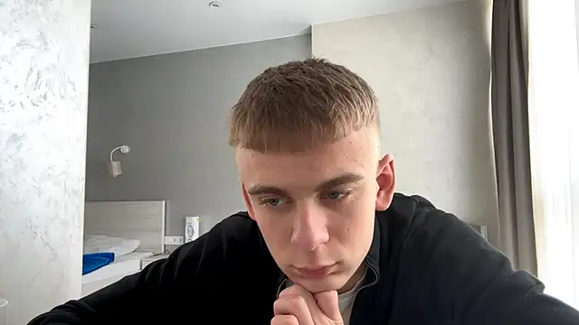 SoloFury live sex cam