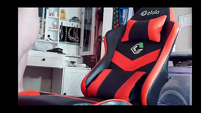 sugahfreeee - Sugahfreeee's free webcam - UK Sex Cams