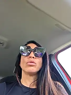 sexy7883's Stripchat show and profile