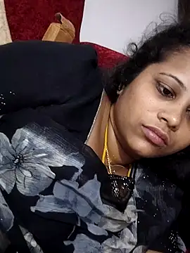 sweetqueen143 webcam