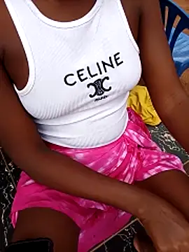 AishaBashilah webcam