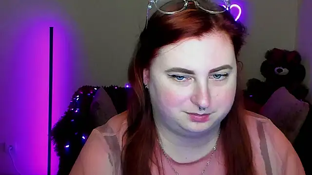 Alicia_love00 webcam