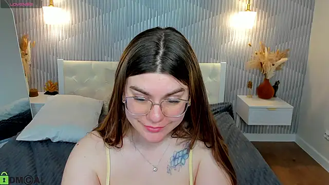 zoe_j0y webcam