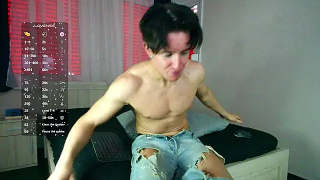 ChristianLevine_ webcam