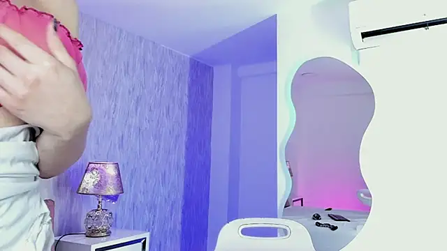 Maria_Angel01_ webcam