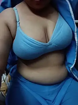 your_Fantasy24 webcam