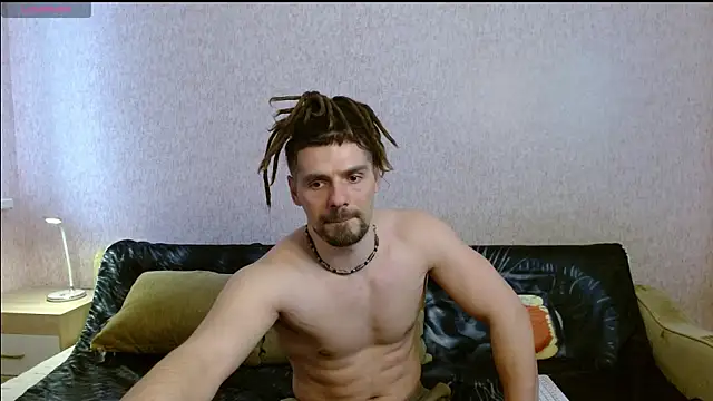 Aestheticguy101 webcam